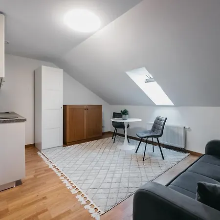 Hotel Cathedral Old Town 4*