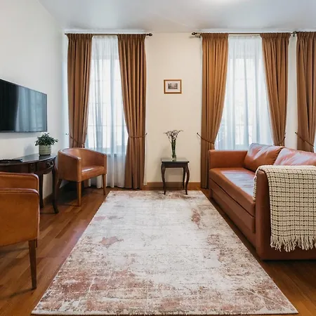 Cathedral Old Town 4* וילנה