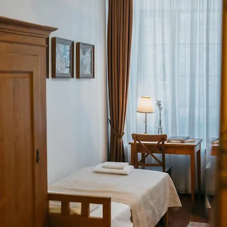 Cathedral Old Town Hotel