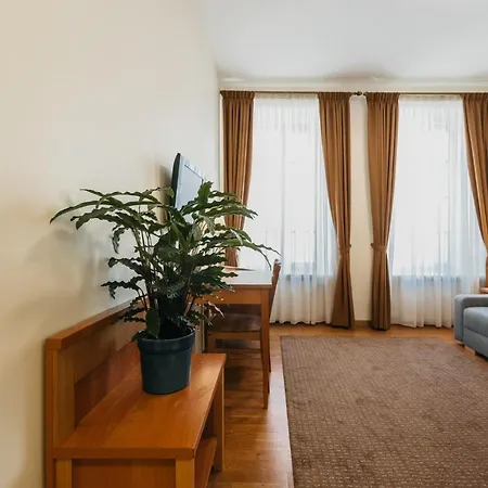 Hotel Cathedral Old Town