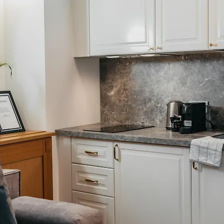 Cathedral Old Town Hotell 4*