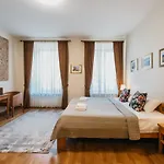 Cathedral Old Town 4*