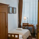 Cathedral Old Town Szálloda