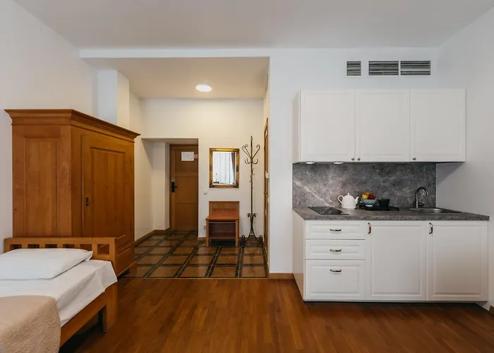 Cathedral Old Town Hotel 4*