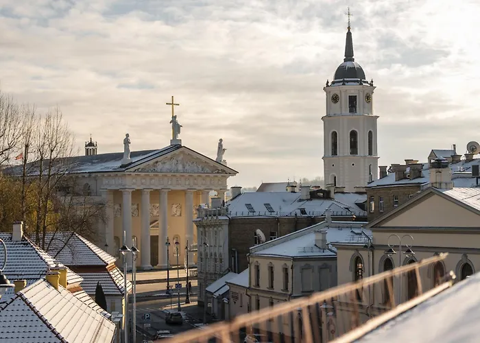 Cathedral Old Town 4*