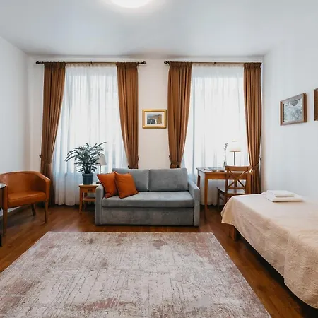 Hotel Cathedral Old Town 4*