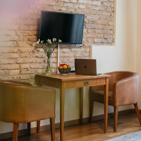 Hotel Cathedral Old Town